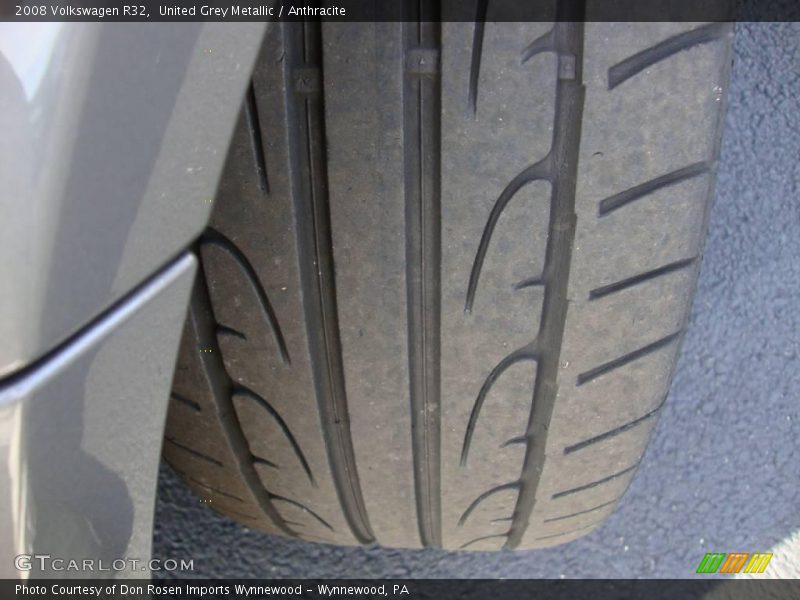 United Grey Metallic / Anthracite 2008 Volkswagen R32