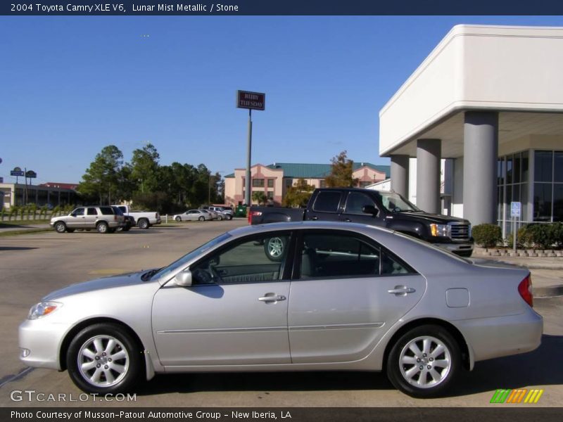 Lunar Mist Metallic / Stone 2004 Toyota Camry XLE V6