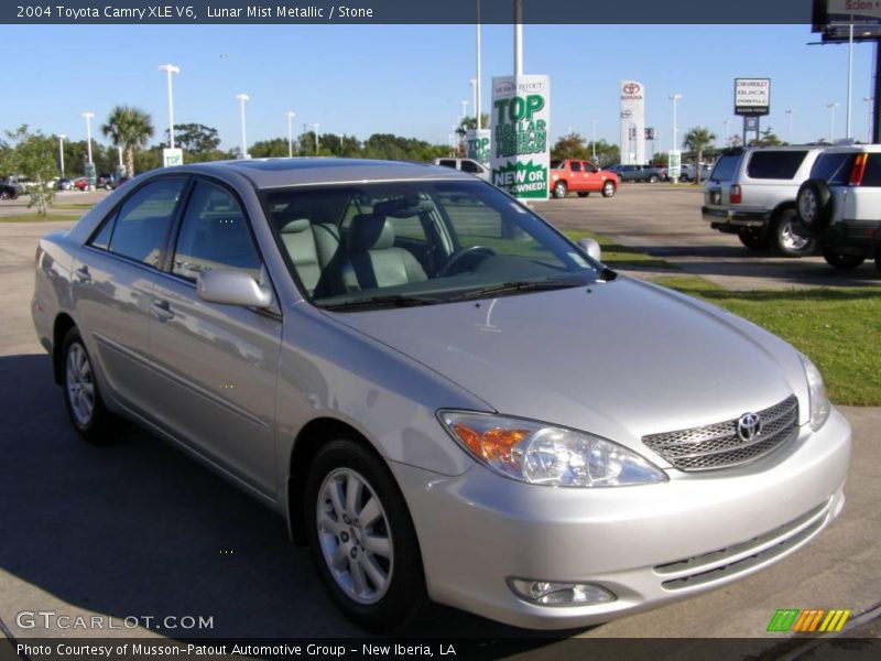Lunar Mist Metallic / Stone 2004 Toyota Camry XLE V6