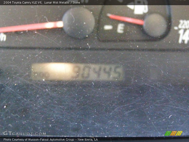 Lunar Mist Metallic / Stone 2004 Toyota Camry XLE V6