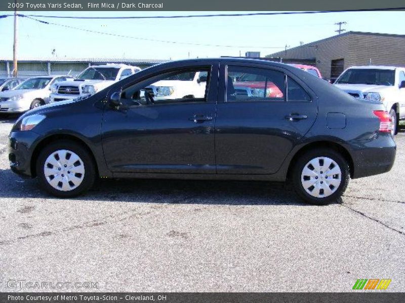 Flint Mica / Dark Charcoal 2009 Toyota Yaris Sedan