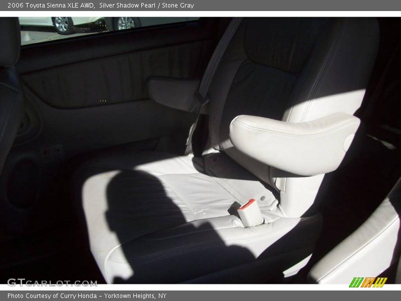 Silver Shadow Pearl / Stone Gray 2006 Toyota Sienna XLE AWD