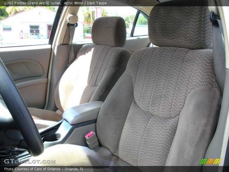 Arctic White / Dark Taupe 2002 Pontiac Grand Am SE Sedan