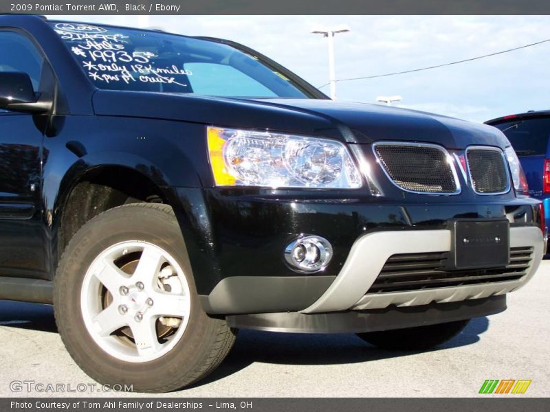 Black / Ebony 2009 Pontiac Torrent AWD