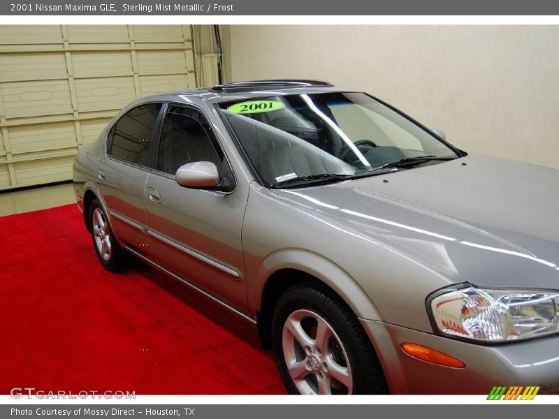 Sterling Mist Metallic / Frost 2001 Nissan Maxima GLE