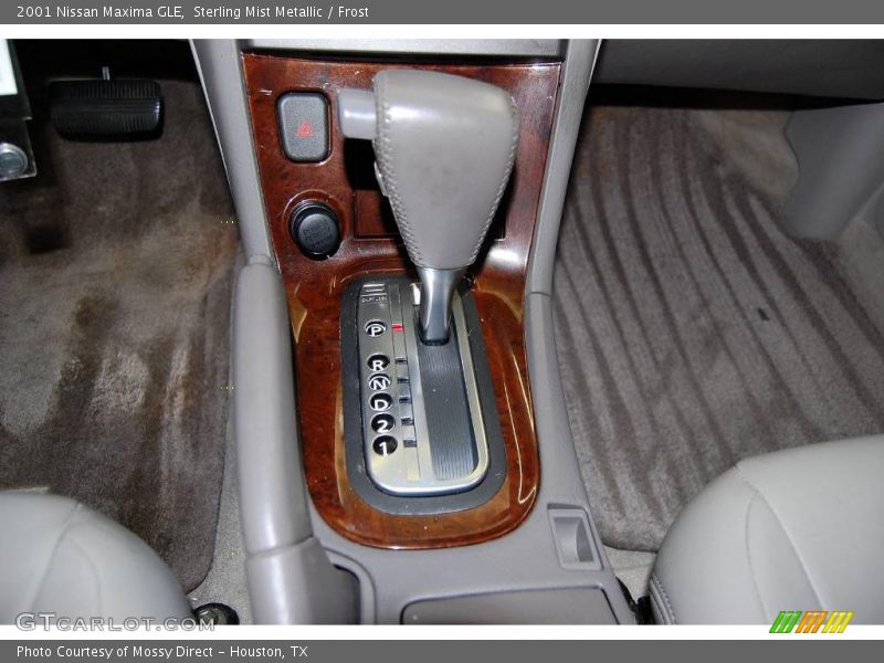 Sterling Mist Metallic / Frost 2001 Nissan Maxima GLE