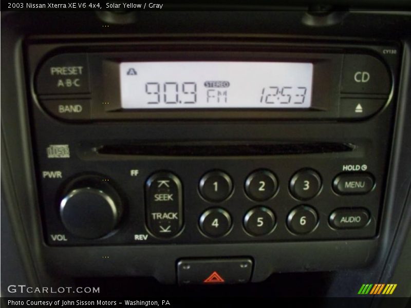 Solar Yellow / Gray 2003 Nissan Xterra XE V6 4x4