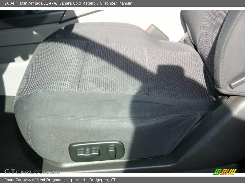 Sahara Gold Metallic / Graphite/Titanium 2004 Nissan Armada SE 4x4