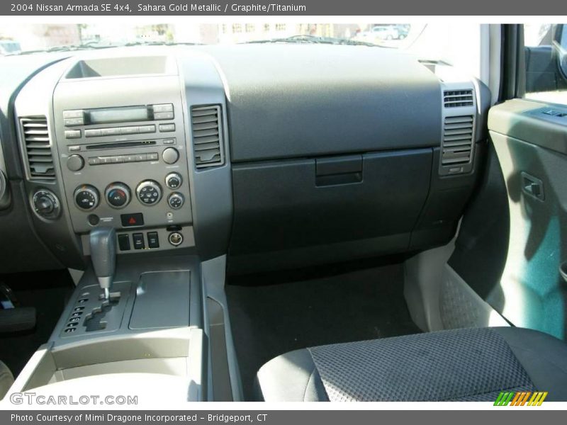 Sahara Gold Metallic / Graphite/Titanium 2004 Nissan Armada SE 4x4