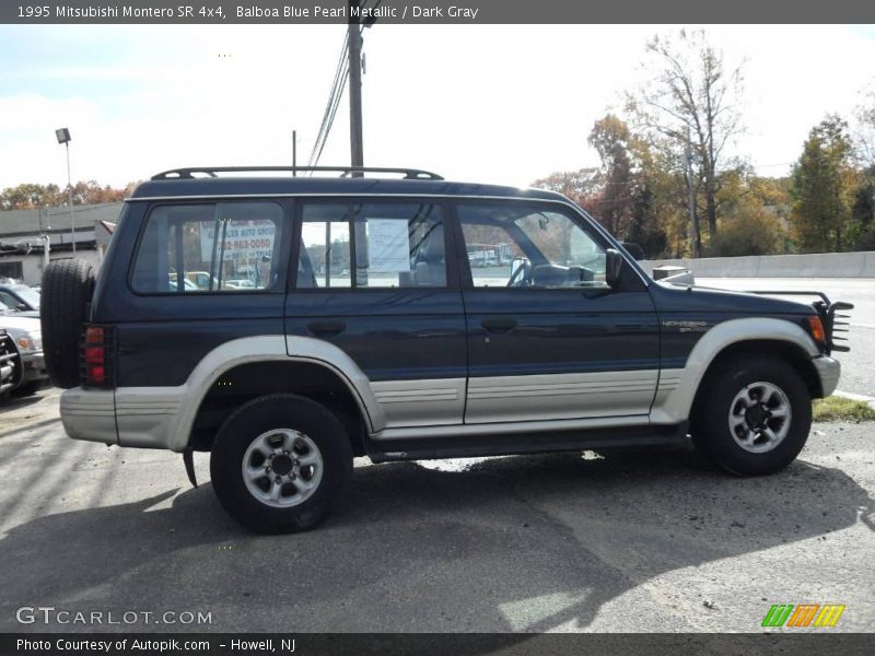 Balboa Blue Pearl Metallic / Dark Gray 1995 Mitsubishi Montero SR 4x4