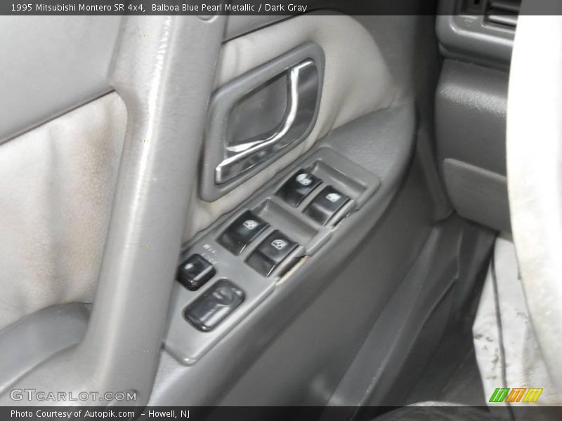 Balboa Blue Pearl Metallic / Dark Gray 1995 Mitsubishi Montero SR 4x4