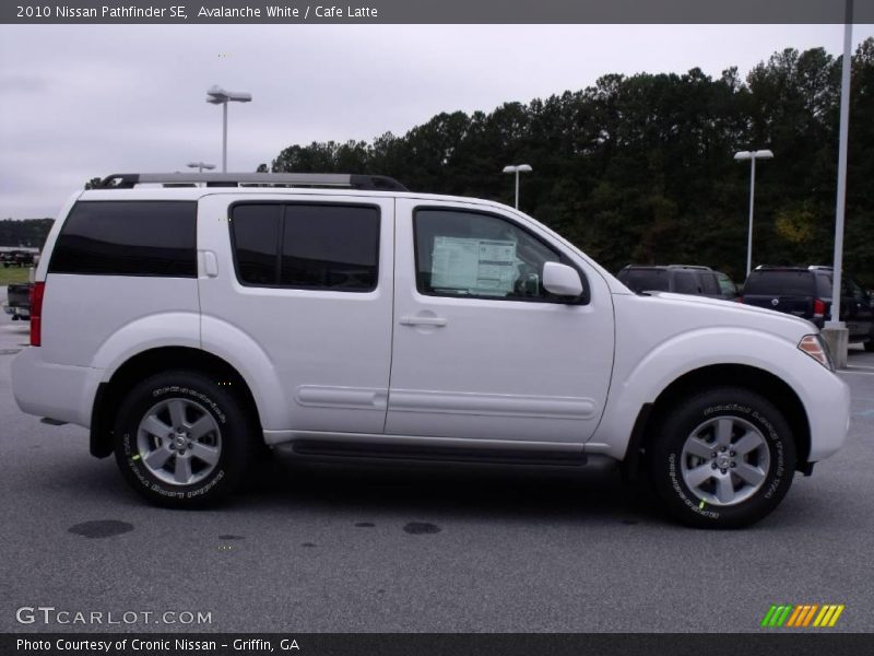 Avalanche White / Cafe Latte 2010 Nissan Pathfinder SE