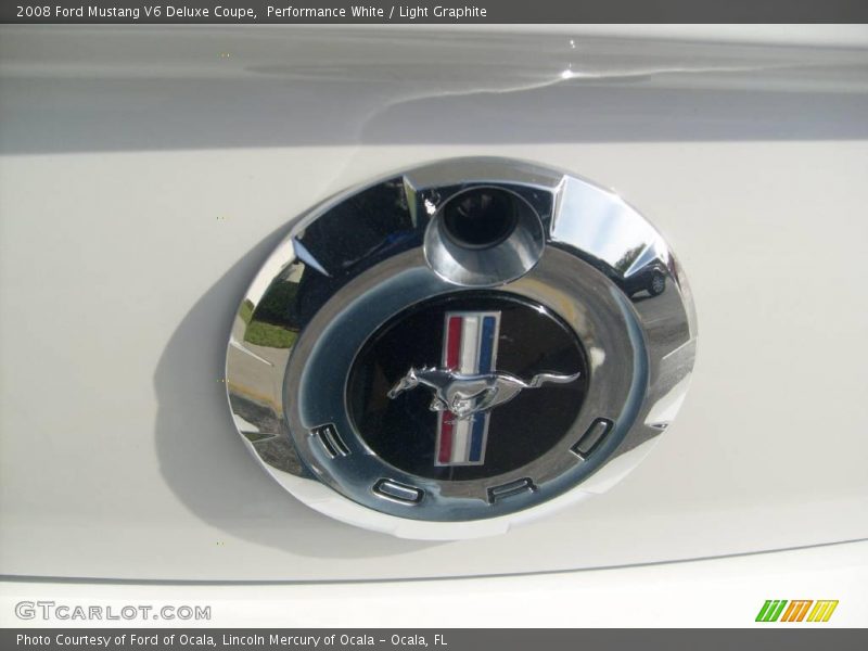 Performance White / Light Graphite 2008 Ford Mustang V6 Deluxe Coupe