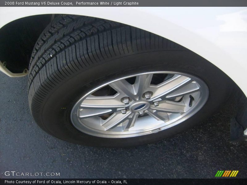Performance White / Light Graphite 2008 Ford Mustang V6 Deluxe Coupe