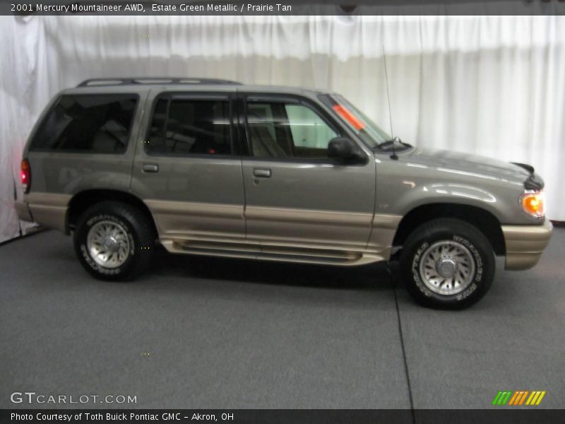 Estate Green Metallic / Prairie Tan 2001 Mercury Mountaineer AWD