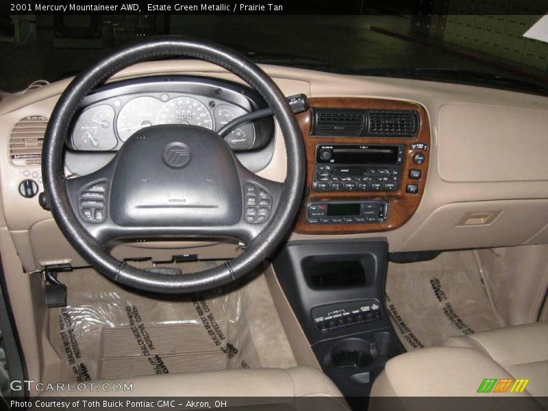 Estate Green Metallic / Prairie Tan 2001 Mercury Mountaineer AWD