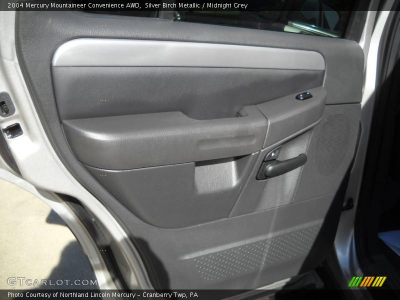 Silver Birch Metallic / Midnight Grey 2004 Mercury Mountaineer Convenience AWD