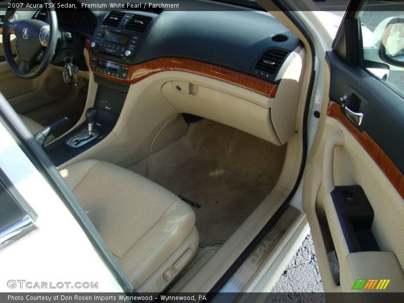 Premium White Pearl / Parchment 2007 Acura TSX Sedan
