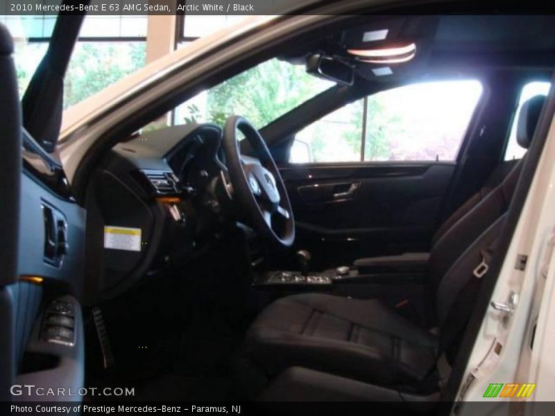 Arctic White / Black 2010 Mercedes-Benz E 63 AMG Sedan