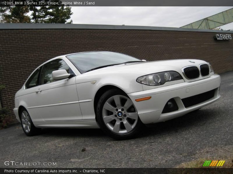 Alpine White / Sand 2005 BMW 3 Series 325i Coupe