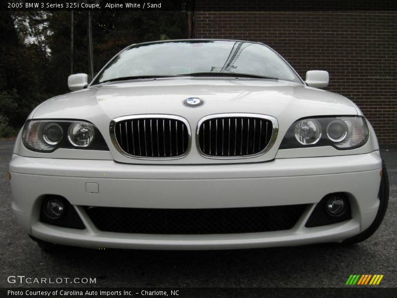 Alpine White / Sand 2005 BMW 3 Series 325i Coupe