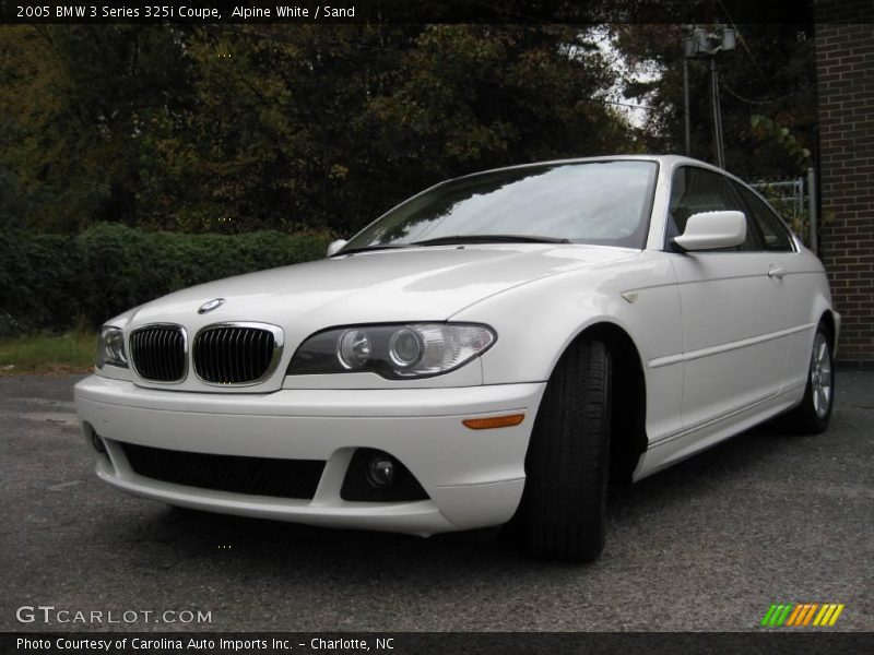 Alpine White / Sand 2005 BMW 3 Series 325i Coupe