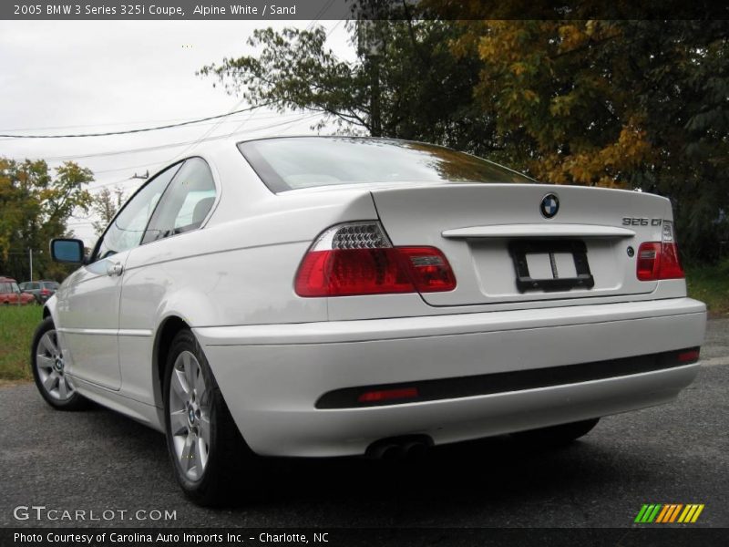 Alpine White / Sand 2005 BMW 3 Series 325i Coupe