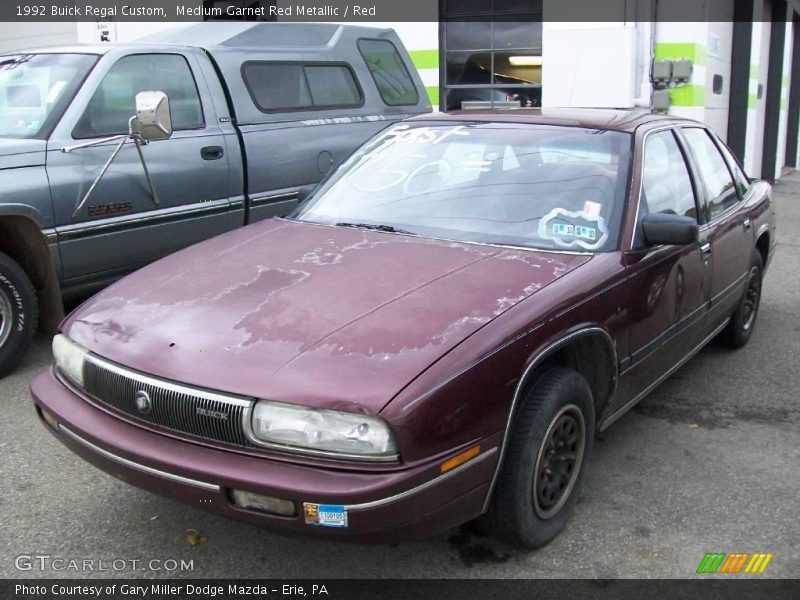 Medium Garnet Red Metallic / Red 1992 Buick Regal Custom