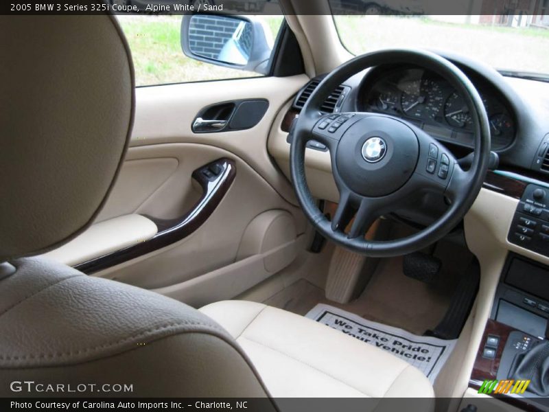 Alpine White / Sand 2005 BMW 3 Series 325i Coupe