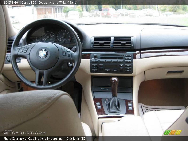 Alpine White / Sand 2005 BMW 3 Series 325i Coupe