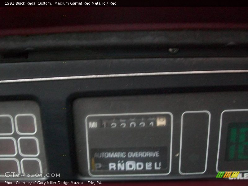 Medium Garnet Red Metallic / Red 1992 Buick Regal Custom