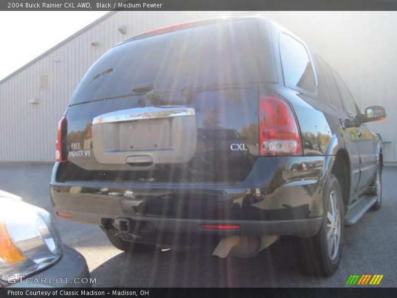 Black / Medium Pewter 2004 Buick Rainier CXL AWD