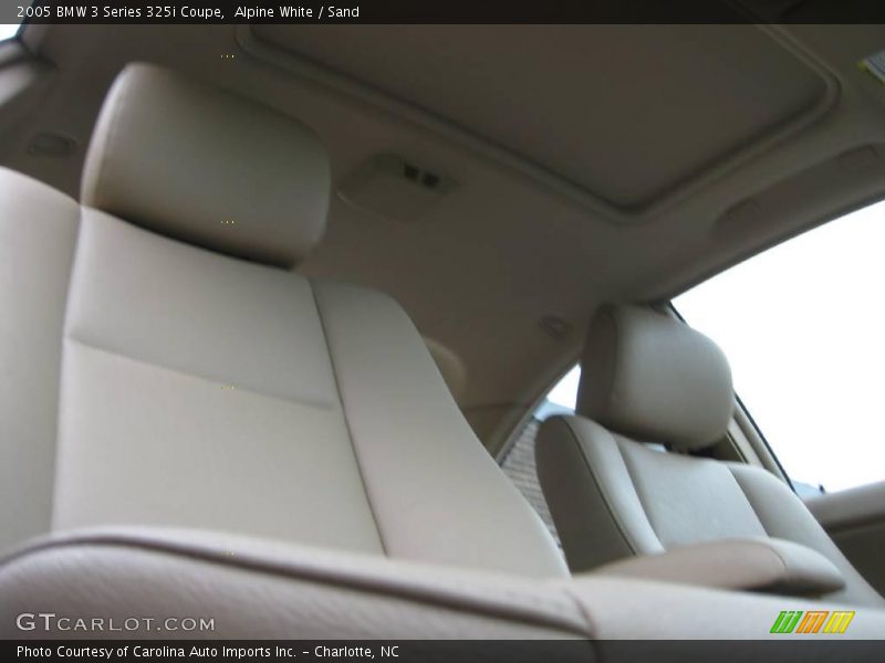 Alpine White / Sand 2005 BMW 3 Series 325i Coupe