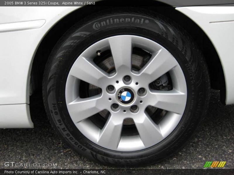 Alpine White / Sand 2005 BMW 3 Series 325i Coupe