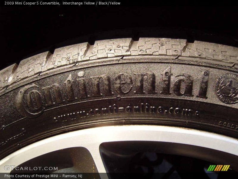 Interchange Yellow / Black/Yellow 2009 Mini Cooper S Convertible