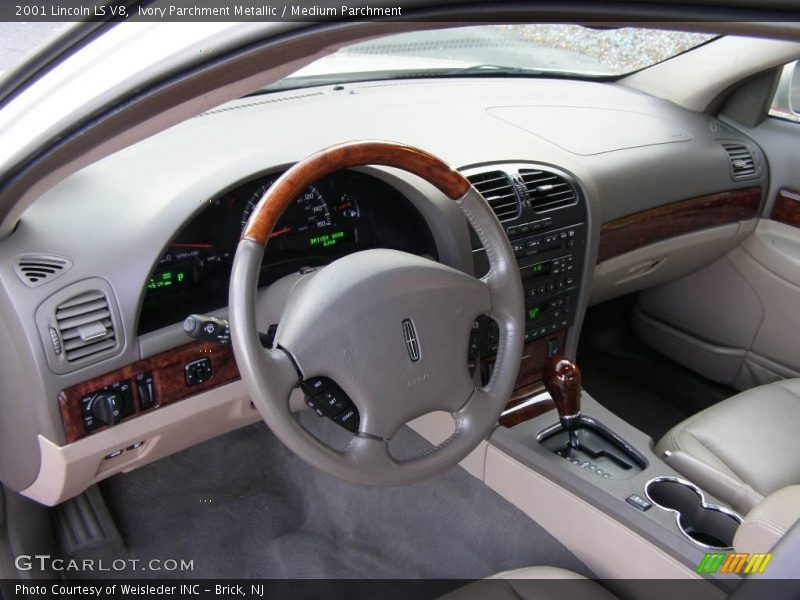 Ivory Parchment Metallic / Medium Parchment 2001 Lincoln LS V8