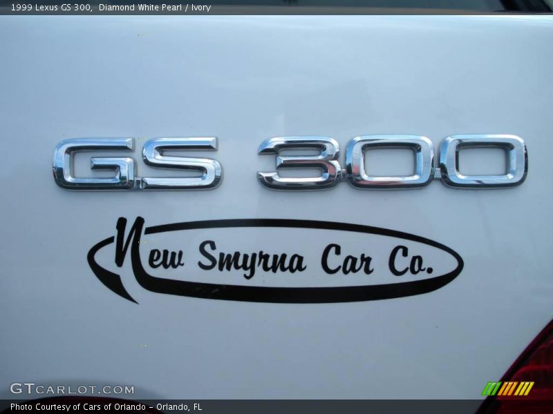 Diamond White Pearl / Ivory 1999 Lexus GS 300