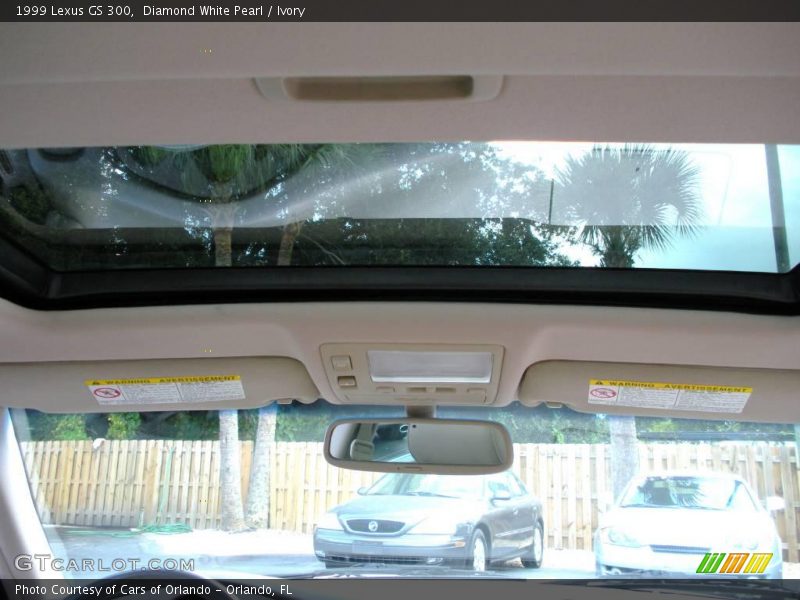 Diamond White Pearl / Ivory 1999 Lexus GS 300