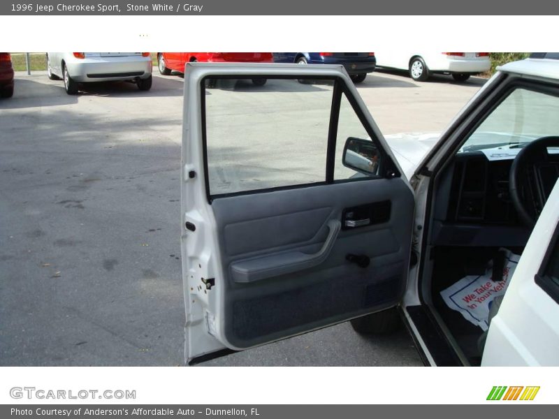 Stone White / Gray 1996 Jeep Cherokee Sport