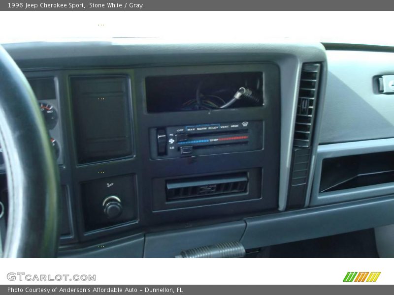 Stone White / Gray 1996 Jeep Cherokee Sport