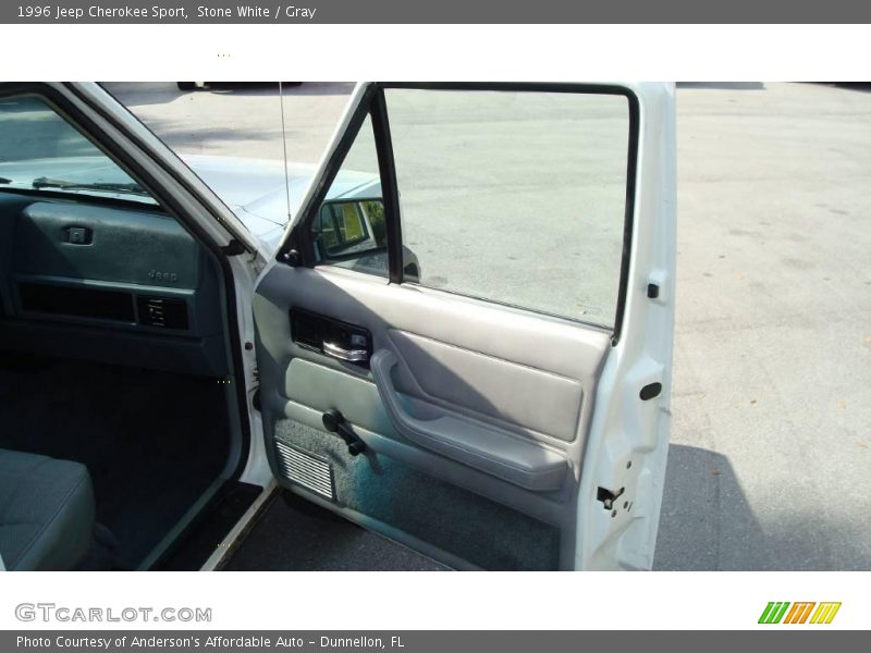 Stone White / Gray 1996 Jeep Cherokee Sport