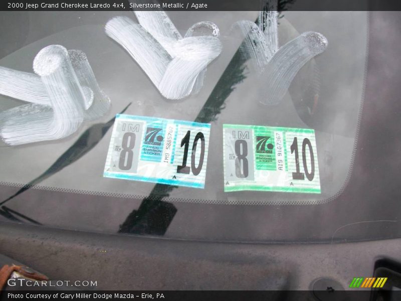 Silverstone Metallic / Agate 2000 Jeep Grand Cherokee Laredo 4x4