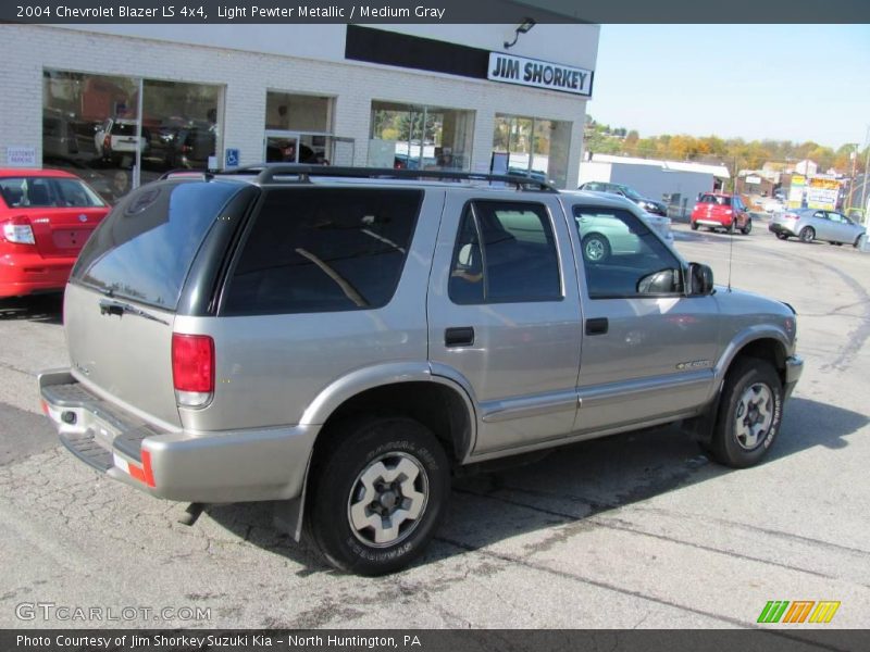 Light Pewter Metallic / Medium Gray 2004 Chevrolet Blazer LS 4x4