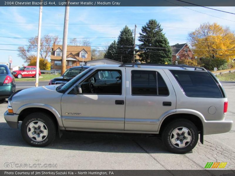 Light Pewter Metallic / Medium Gray 2004 Chevrolet Blazer LS 4x4
