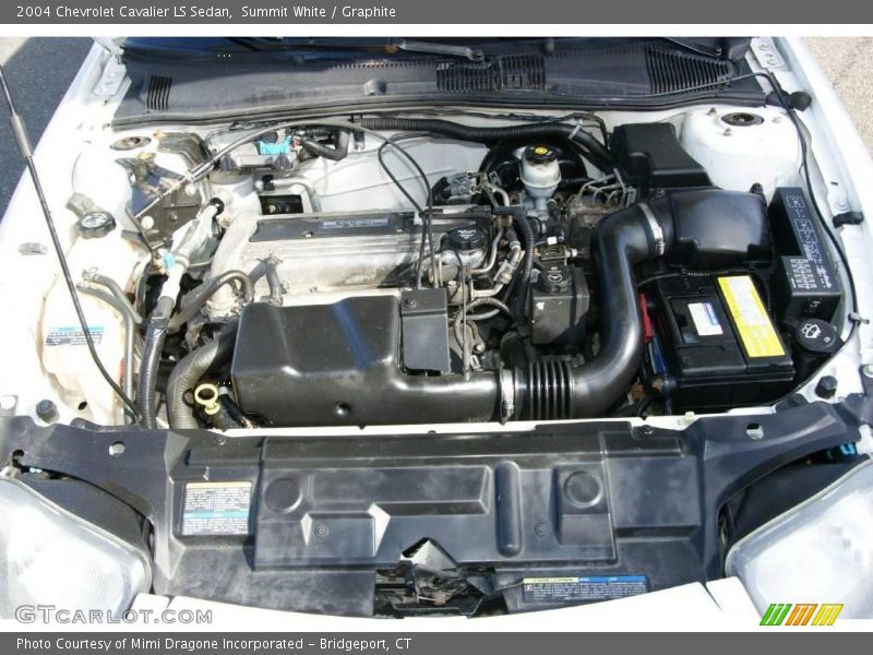 Summit White / Graphite 2004 Chevrolet Cavalier LS Sedan