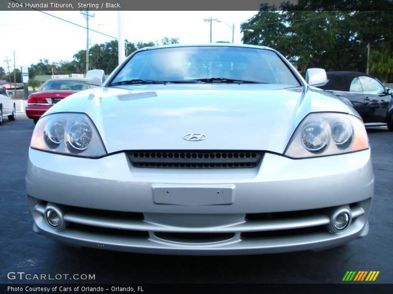 Sterling / Black 2004 Hyundai Tiburon