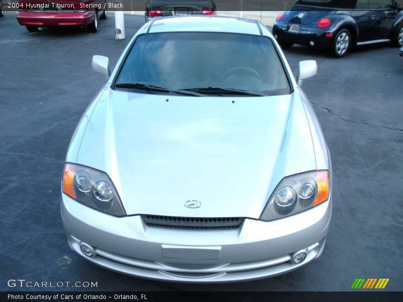 Sterling / Black 2004 Hyundai Tiburon