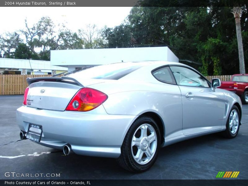 Sterling / Black 2004 Hyundai Tiburon