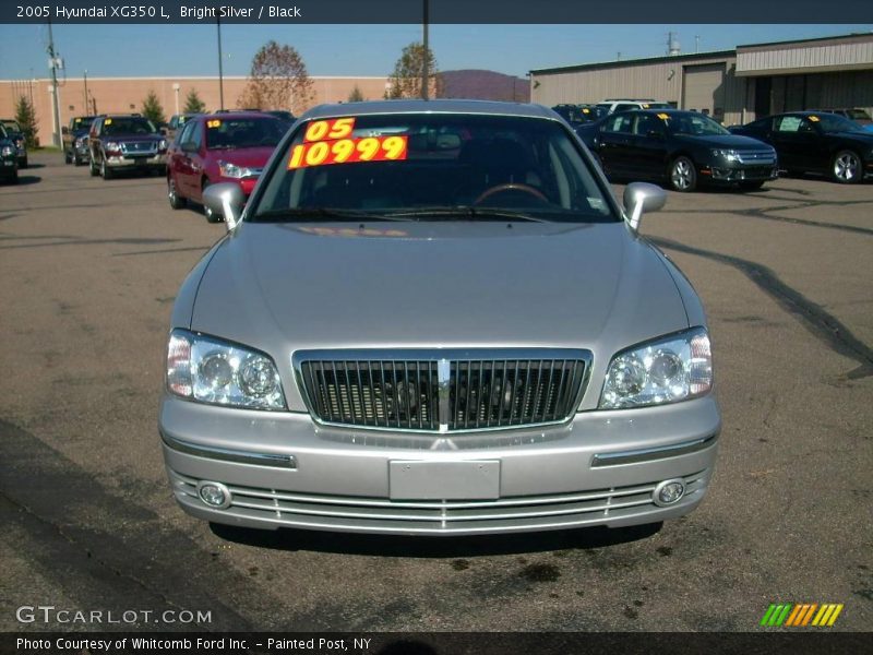 Bright Silver / Black 2005 Hyundai XG350 L