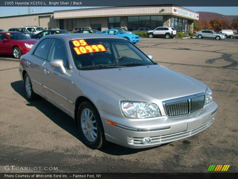 Bright Silver / Black 2005 Hyundai XG350 L